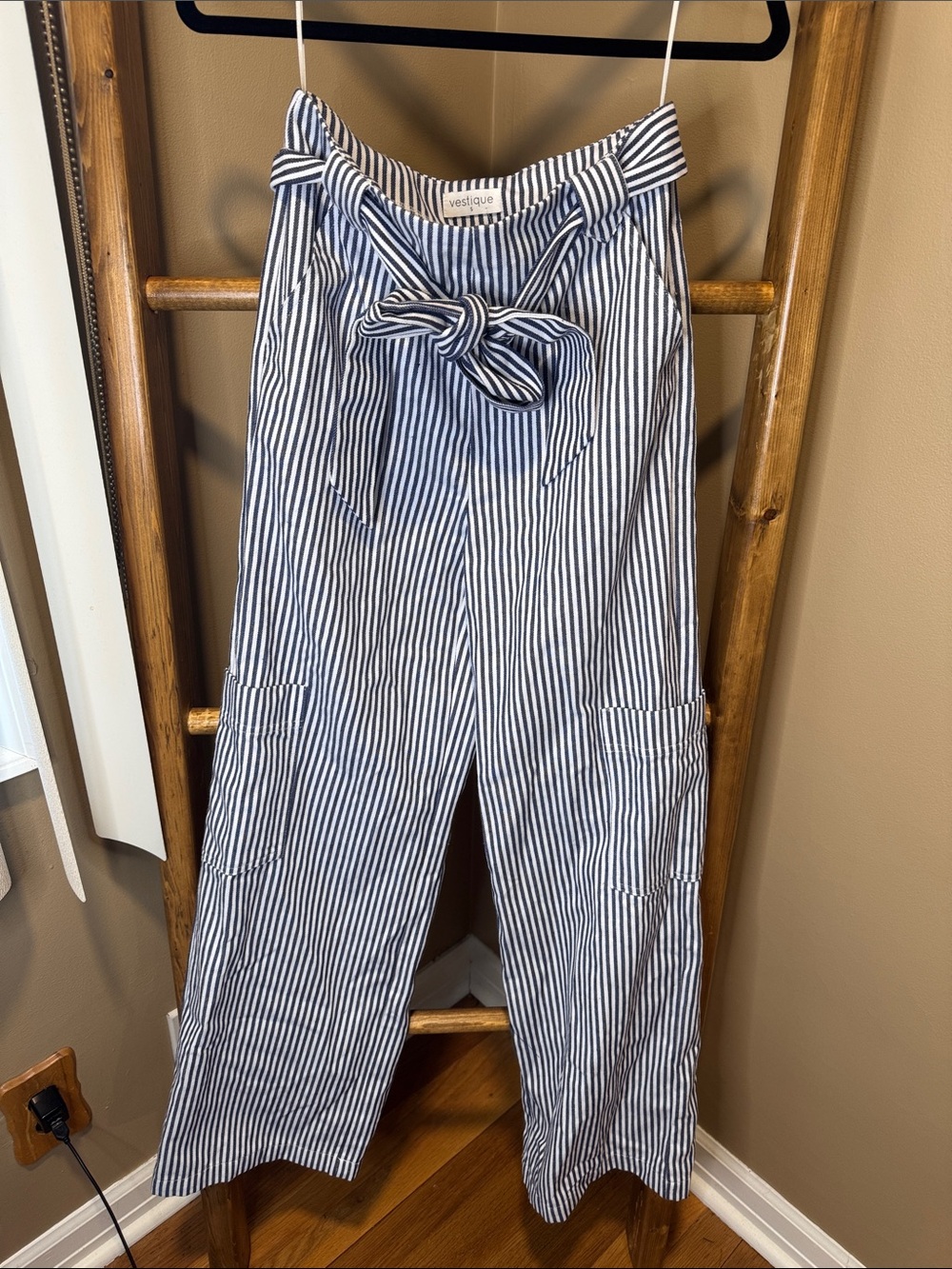 Vestique striped pants